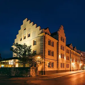 מלון Central City Hotel