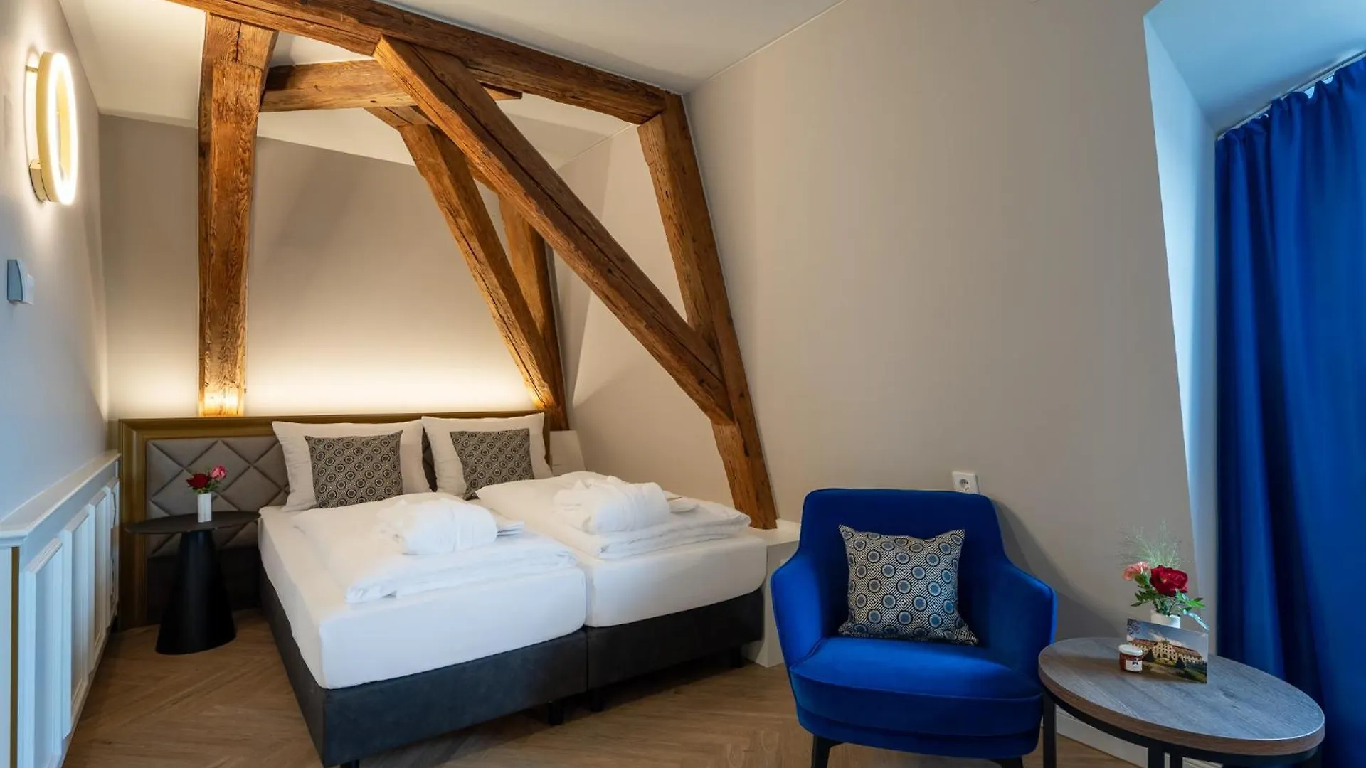 Schloss Lautrach Hotel 4*,